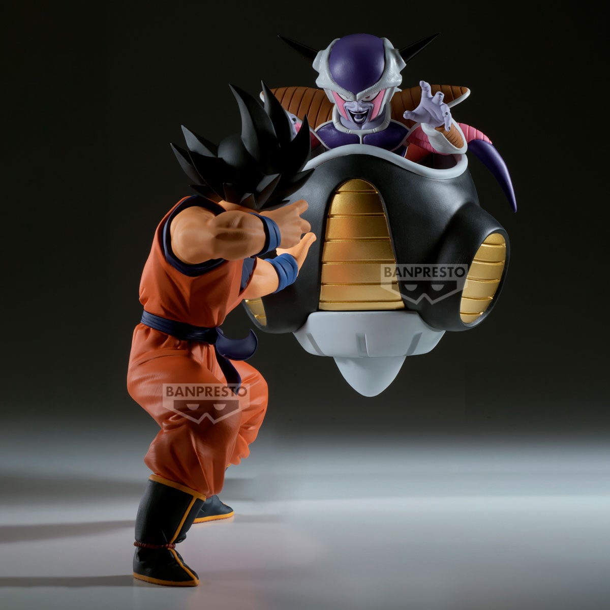 Son Goku VS Freezer (1ere Forme) - Match Makers